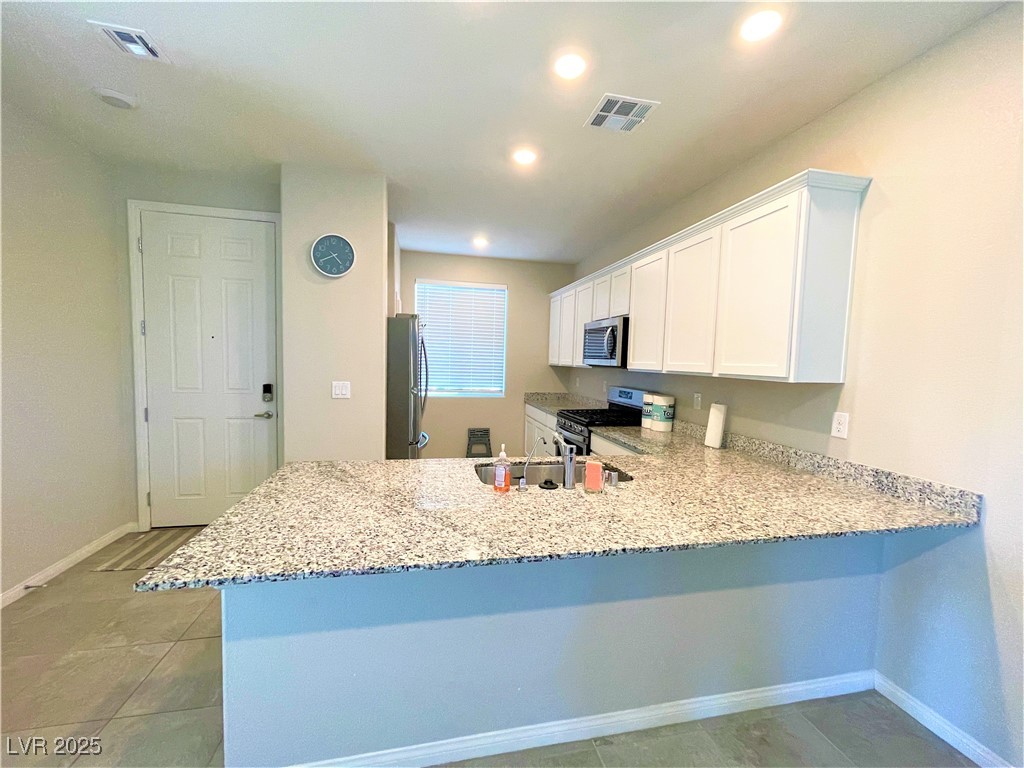 4407 Creekside Cavern Avenue Property Photo 6