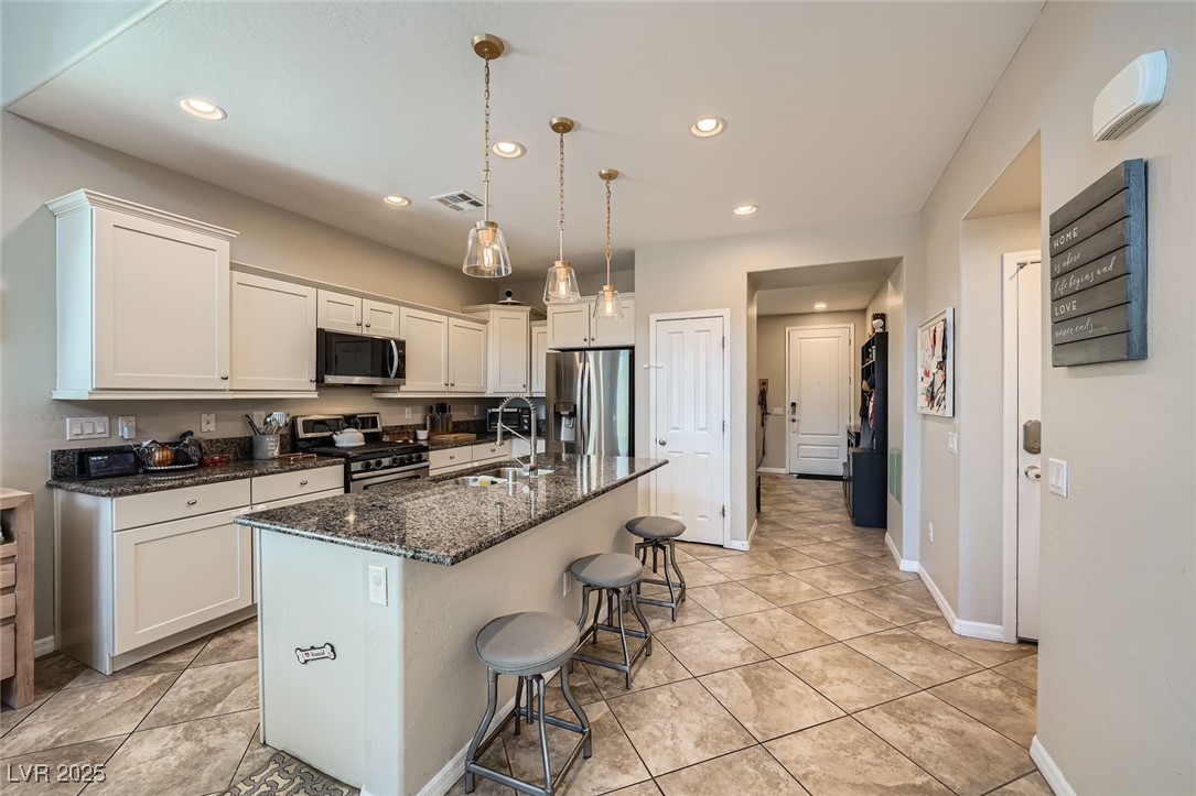 5662 Oak Bend Drive Property Photo 13