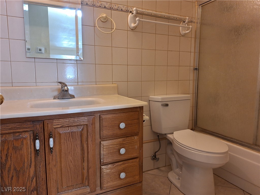 6439 Lori Court Property Photo 9