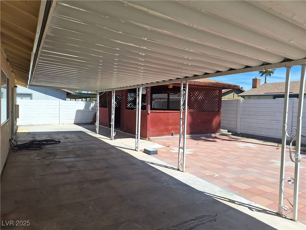 6439 Lori Court Property Photo 12