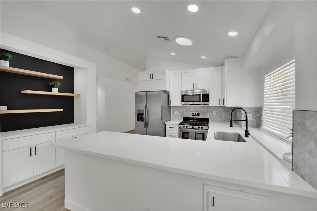 9228 Sun Rose Avenue Property Photo