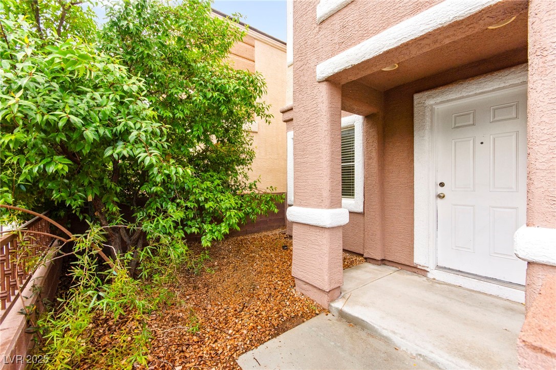 3619 Hat Rock Court Property Photo 9
