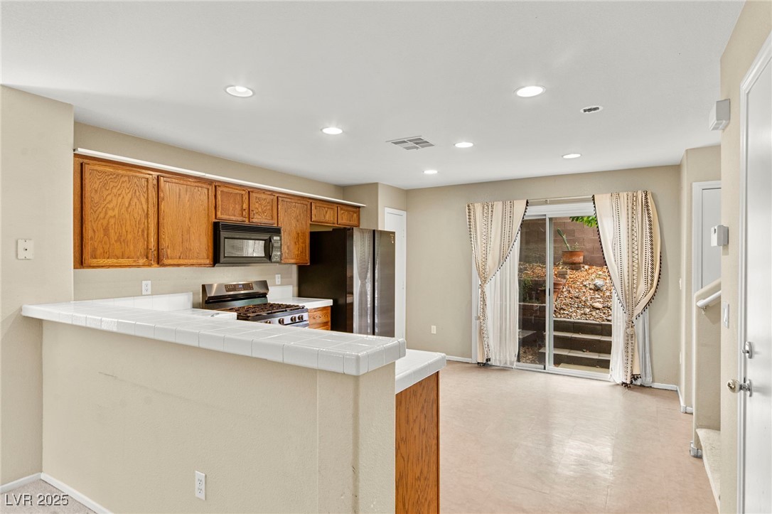 3619 Hat Rock Court Property Photo 14