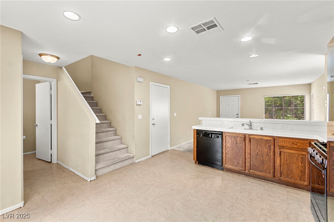 3619 Hat Rock Court Property Photo 18
