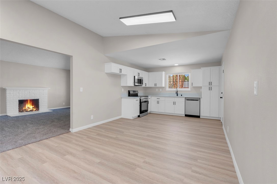 6181 Cedarwood Avenue Property Photo 17