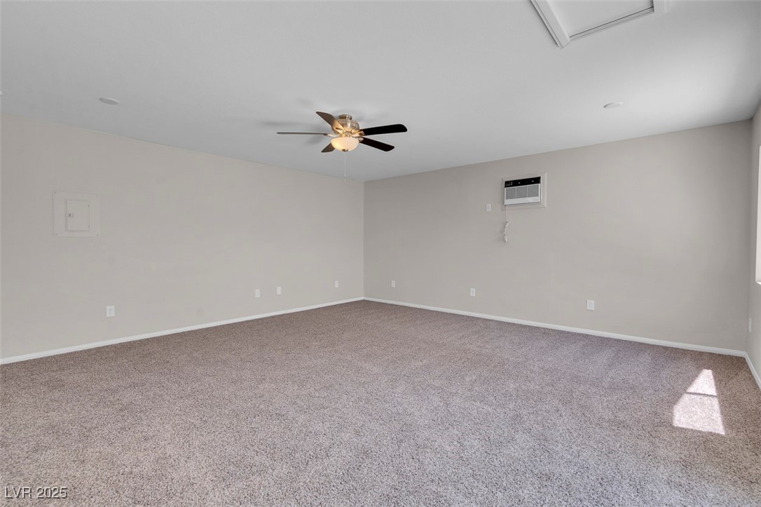 6181 Cedarwood Avenue Property Photo 24