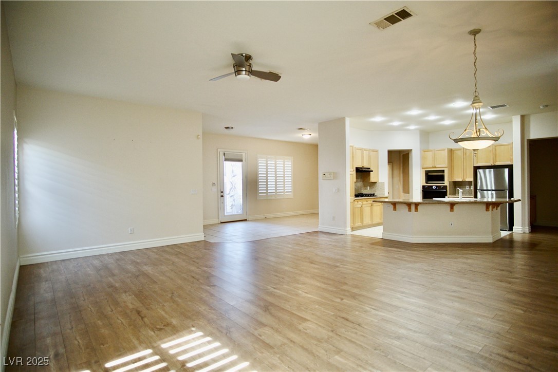 66 Sunset Bay Street Property Photo 9