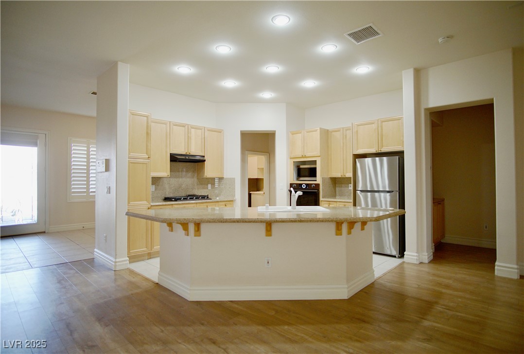 66 Sunset Bay Street Property Photo 12