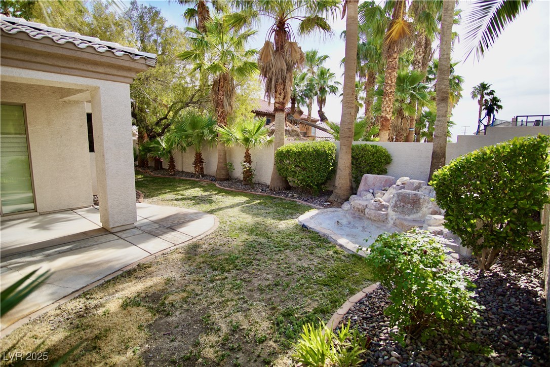 66 Sunset Bay Street Property Photo 37