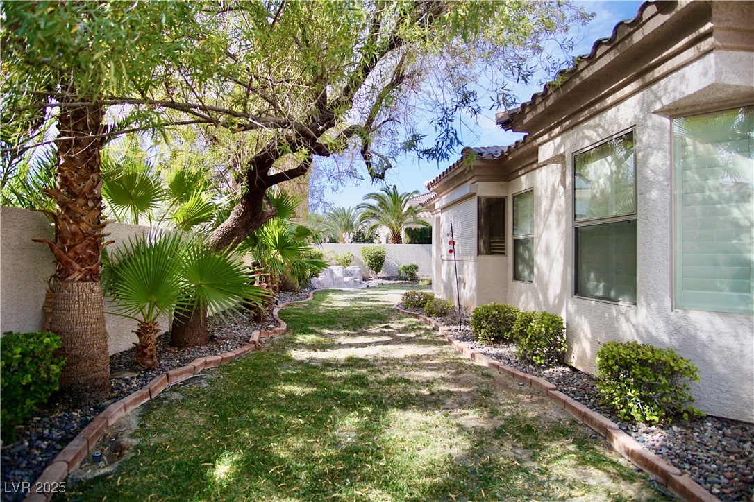 66 Sunset Bay Street Property Photo 43