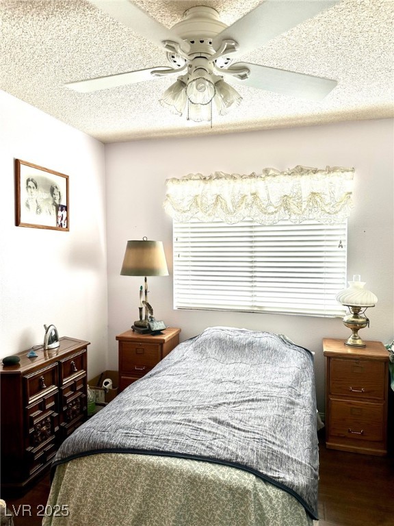 2817 Whispering Wind Drive Property Photo 17