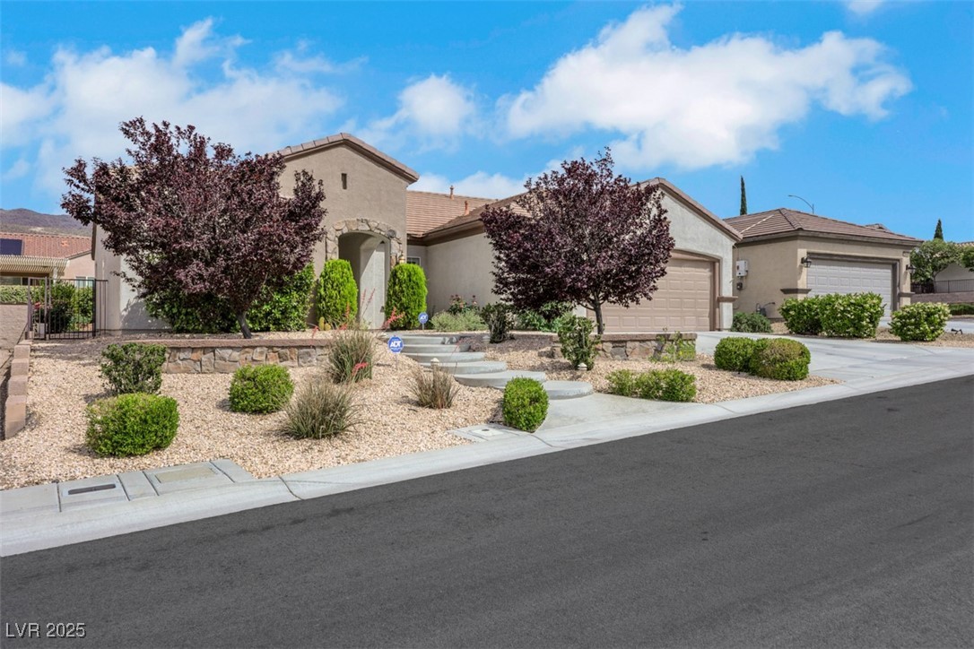 2244 Shadow Canyon Drive Property Photo 1