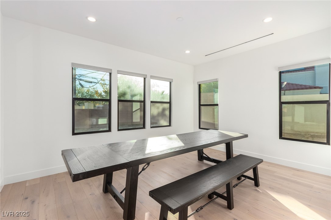 5725 El Royale Court Property Photo 19