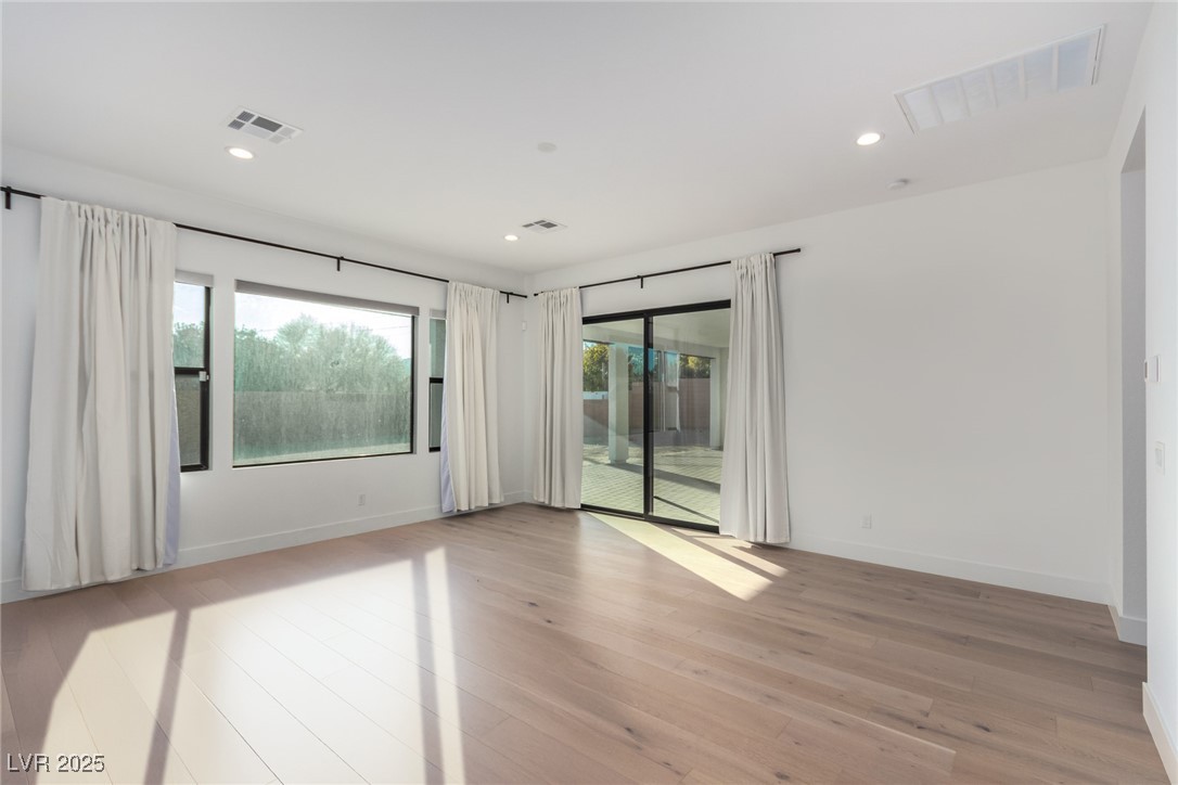 5725 El Royale Court Property Photo 28