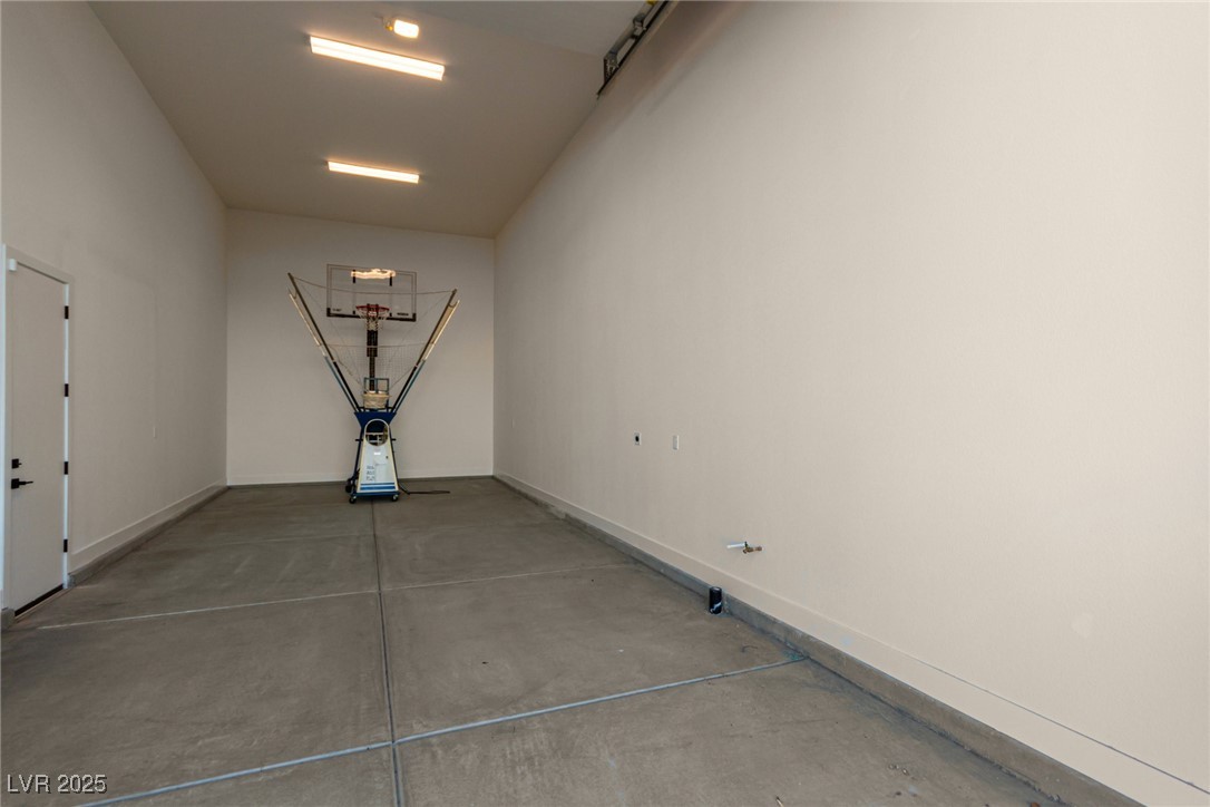 5725 El Royale Court Property Photo 57