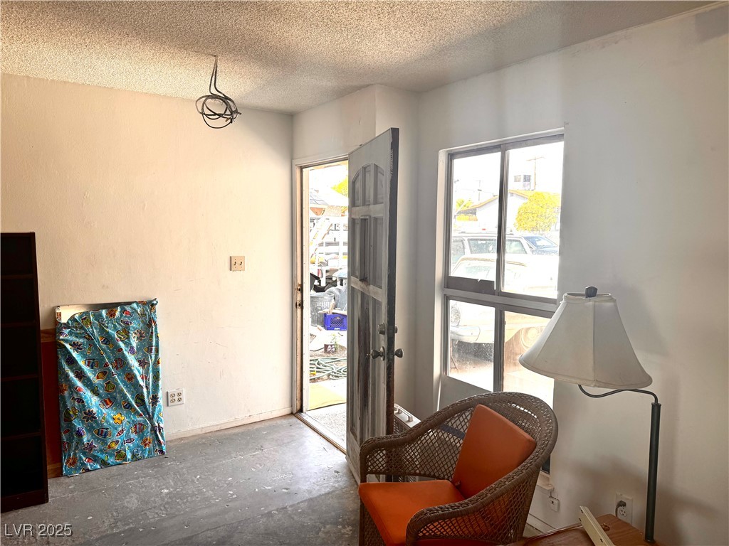 212 Hinkle Street Property Photo 2
