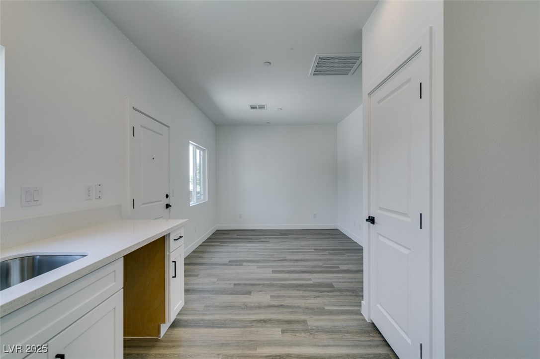 365 North 16th Street 2 Property Photo 25