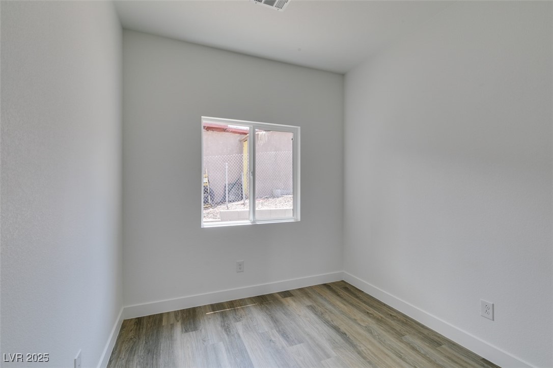 365 North 16th Street 2 Property Photo 28