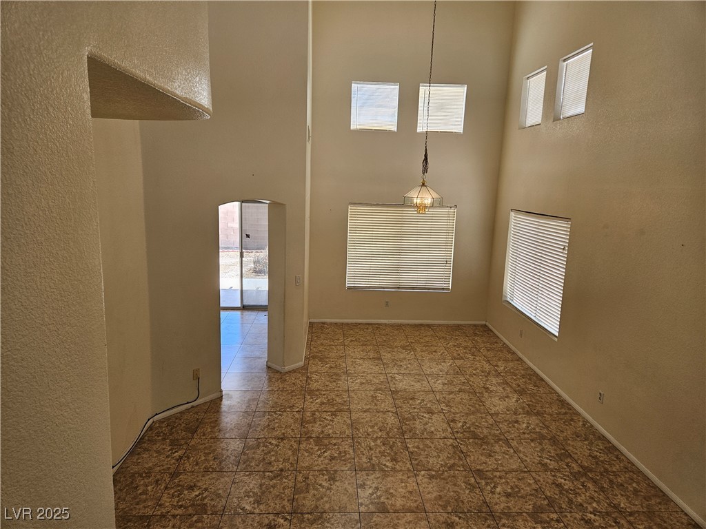 7849 Blue Brook Drive Property Photo 5