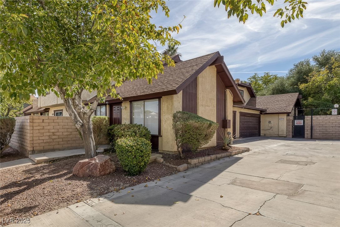 4571 Sirius Avenue Property Photo 3