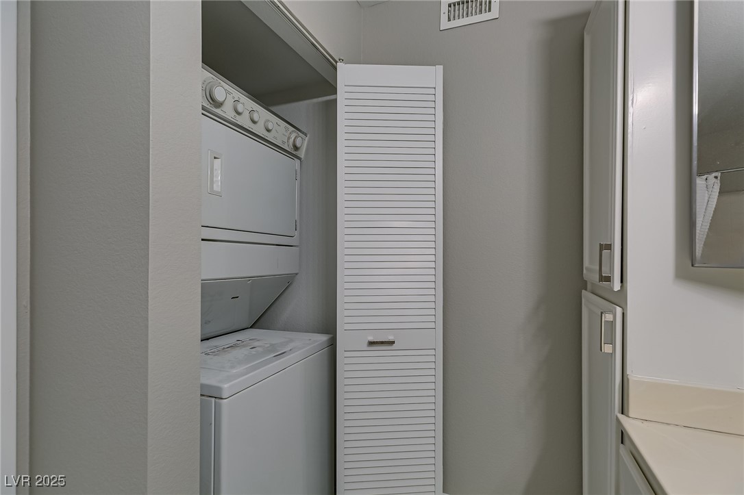 8070 Russell Road 2136 Property Photo 15