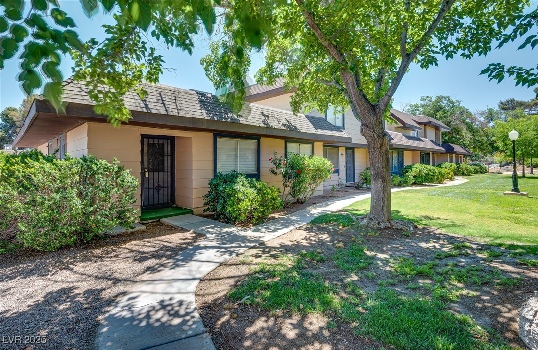 6211 Meadow Brook Lane Property Image