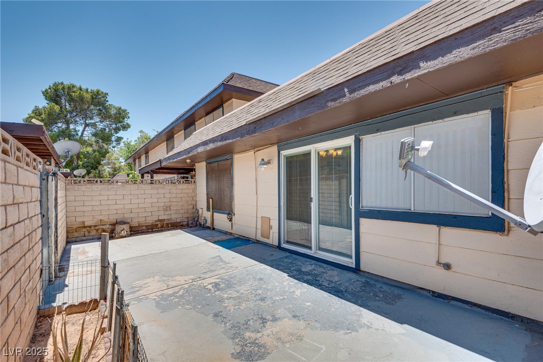 6211 Meadow Brook Lane Property Photo 14