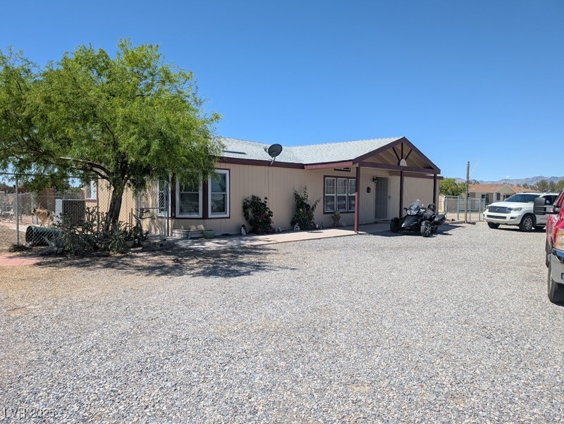 4201 East Navajo Boulevard Property Photo