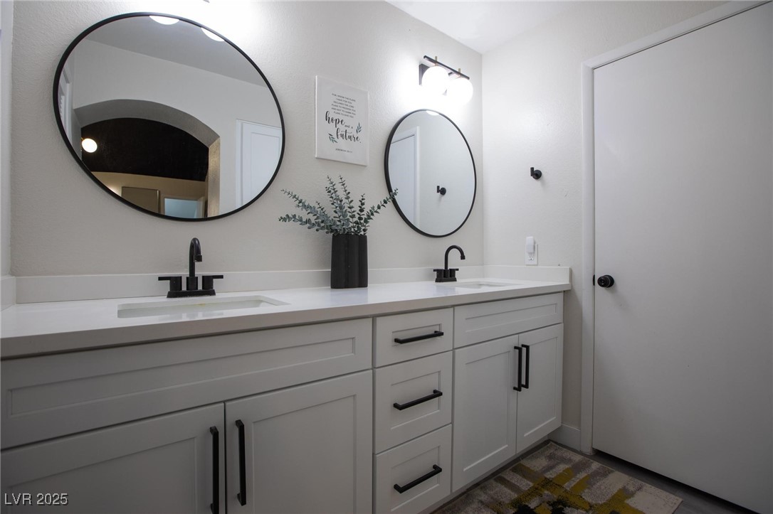 9013 Cypress Point Way Property Photo 11