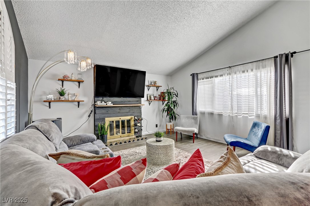 4474 Dawley Court Property Photo 7
