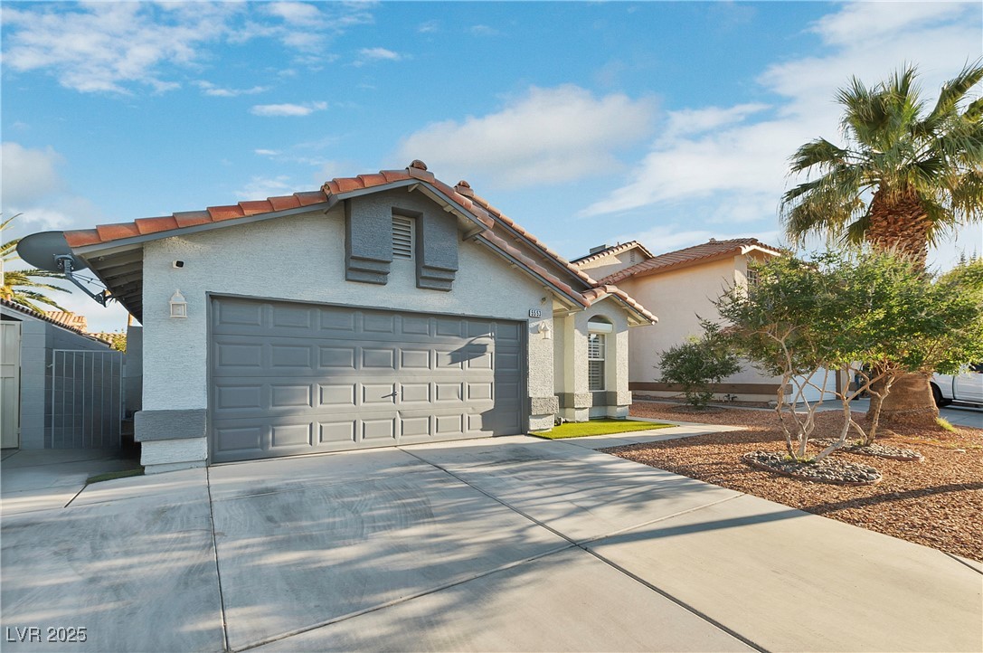 5553 Super Bowl Drive Property Photo 1