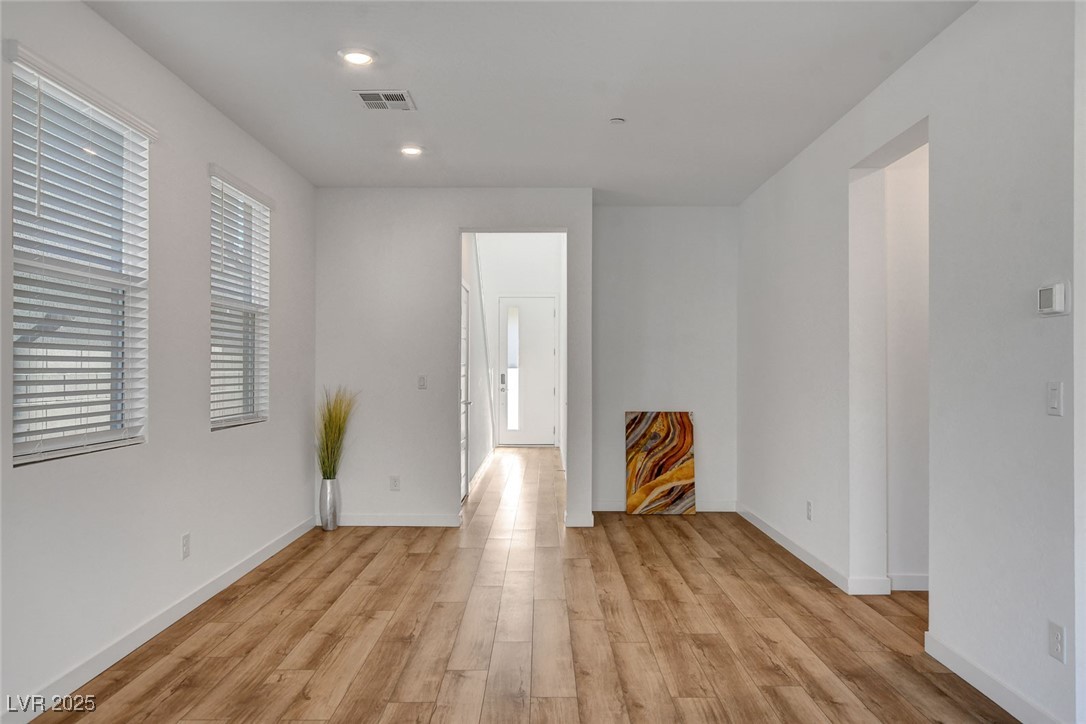 40 Strada Moscato Property Photo 7