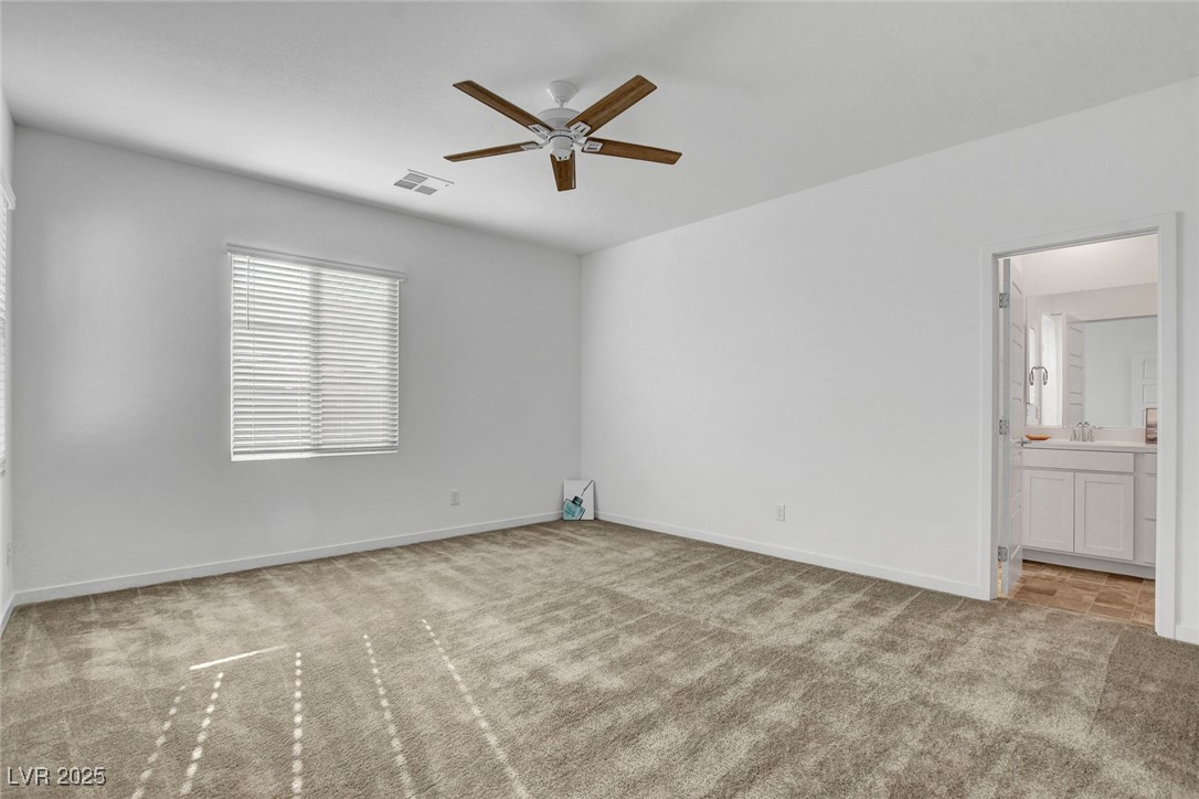 40 Strada Moscato Property Photo 32