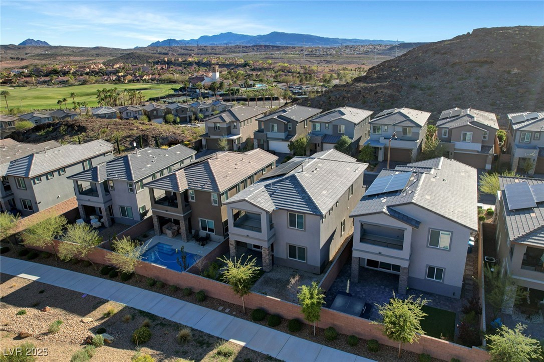 40 Strada Moscato Property Photo 52