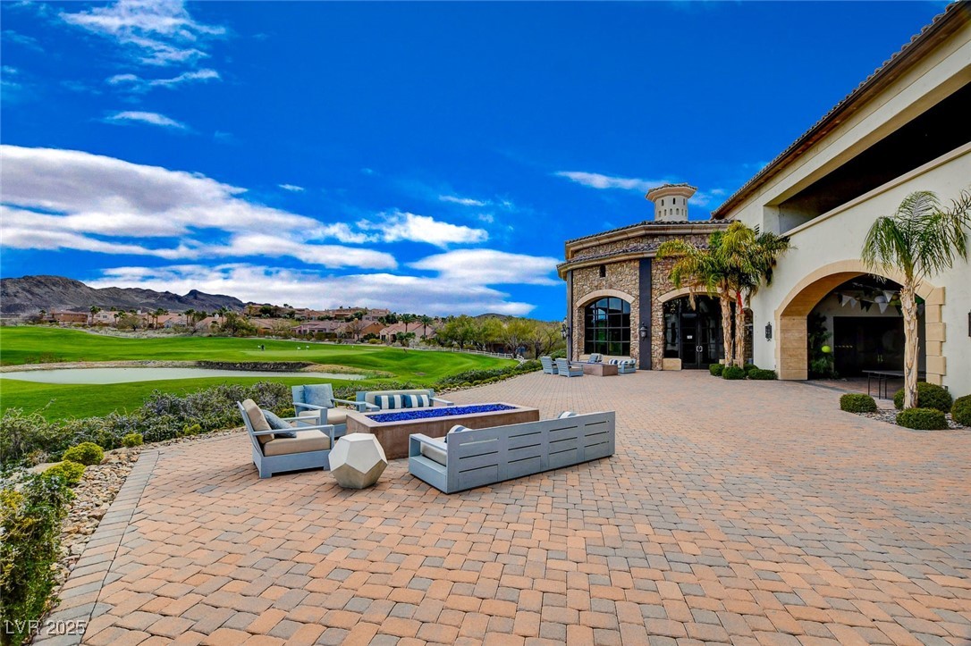 40 Strada Moscato Property Photo 80