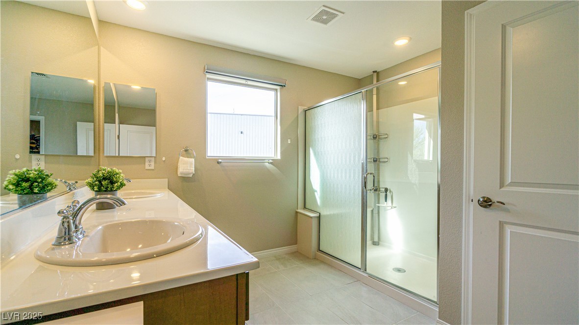8021 Adelaide Hills Street Property Photo 21