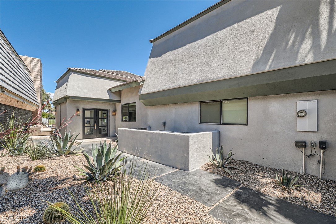778 Vegas Valley Drive Property Photo 42