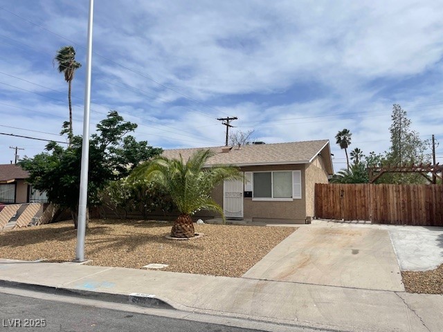6301 Casada Way Property Photo