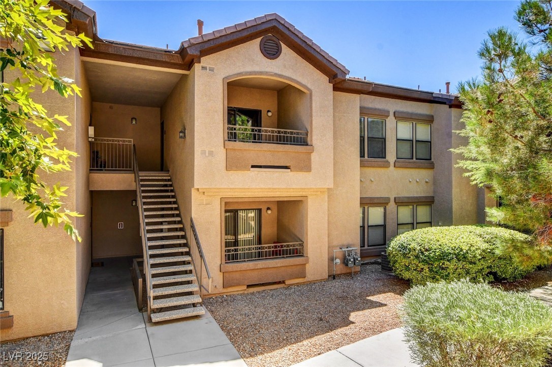 8250 North Grand Canyon Drive 2154 Property Photo 1