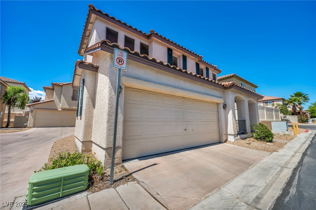 9165 Starling Wing Place Property Photo 3