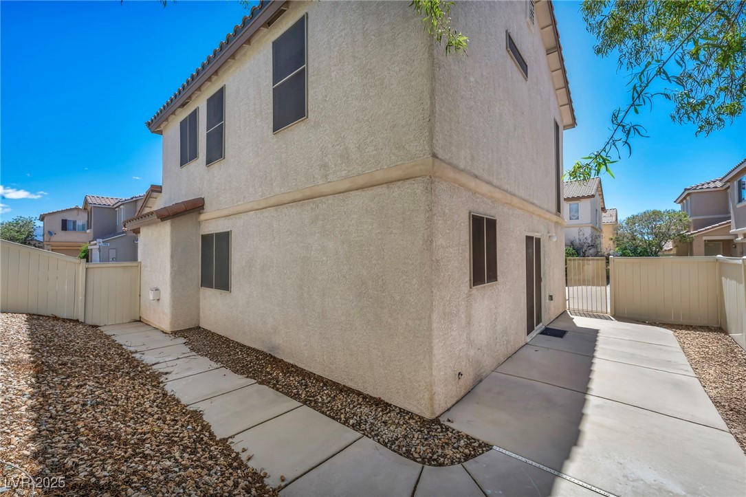 9165 Starling Wing Place Property Photo 25