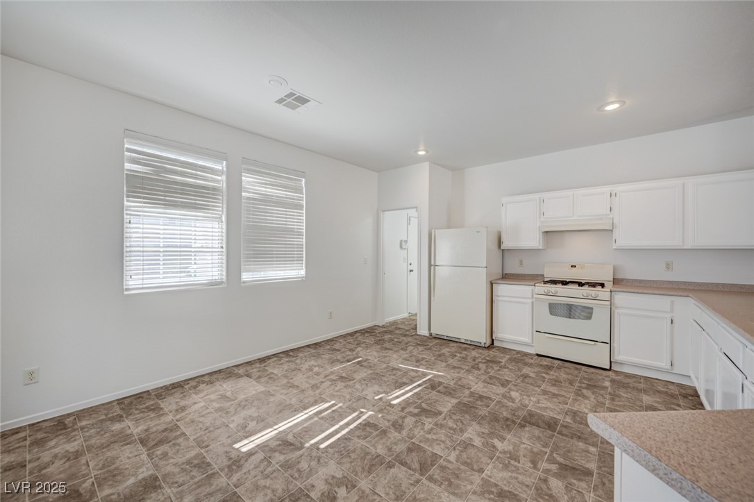 5622 Sage Pines Drive Property Photo 9