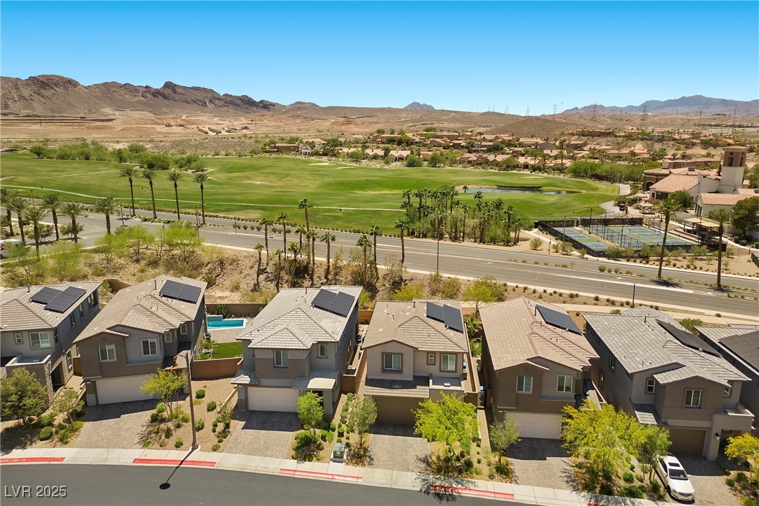 55 Strada Fontana Property Photo