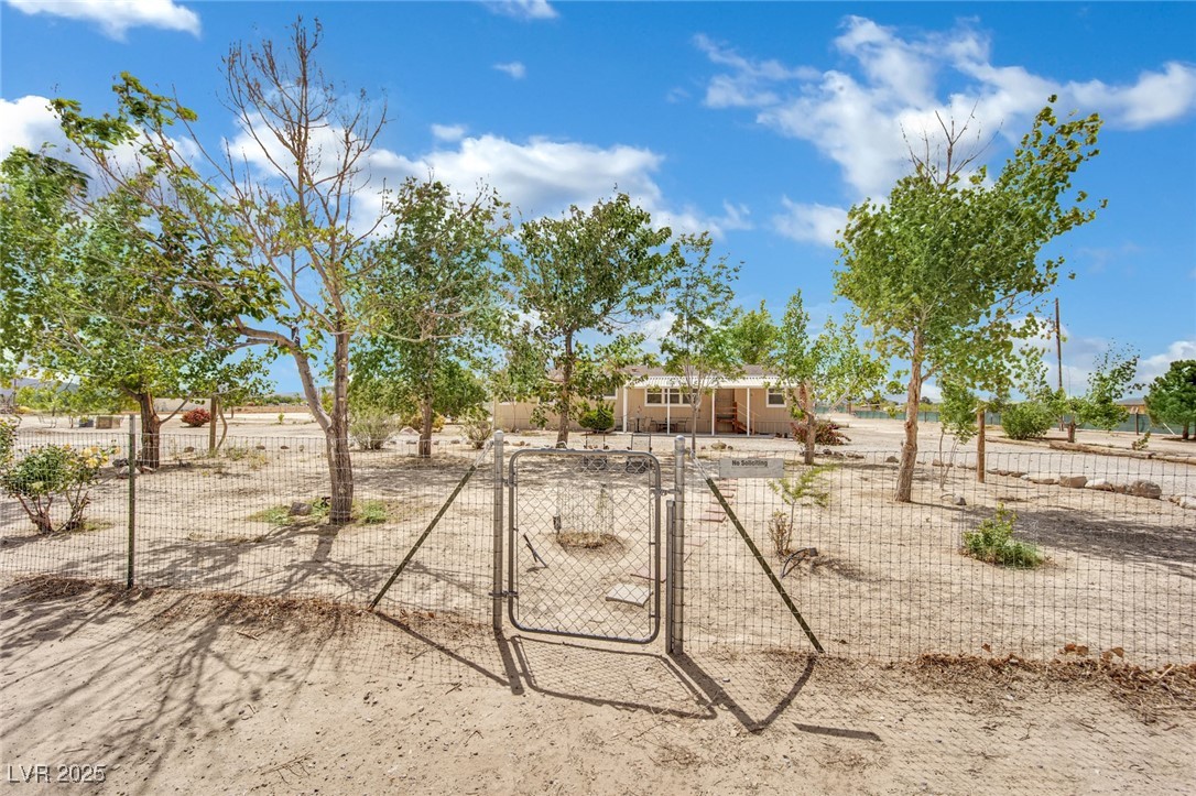 1905 Polona Street Property Photo 1
