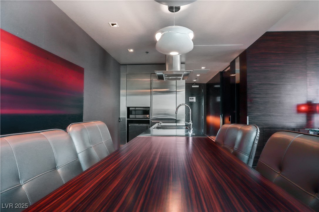 4381 West Flamingo Road 2122 Property Photo 8