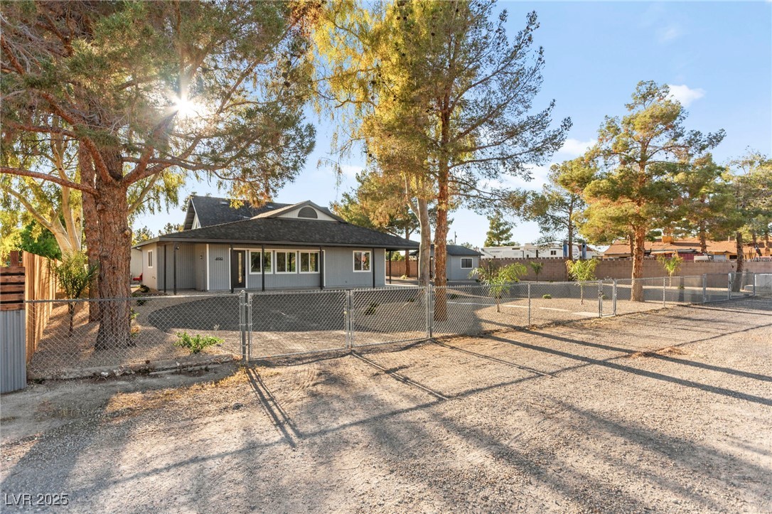 6920 Bradley Road Property Photo 15