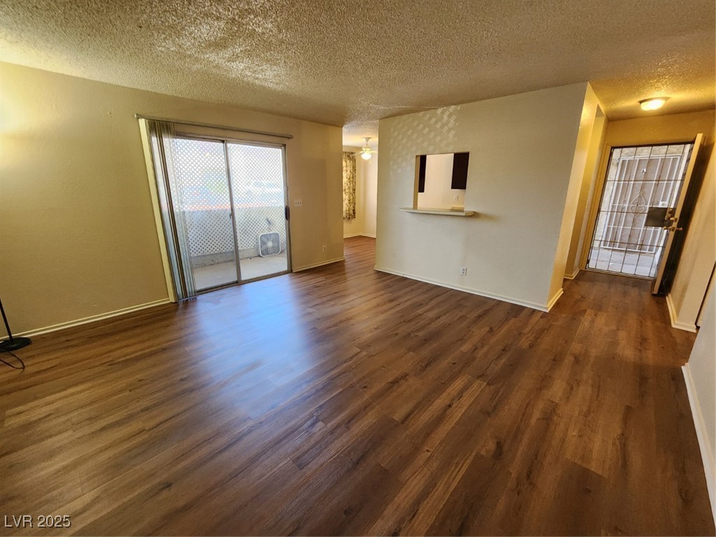 2773 Sidewinder Lane B Property Photo 1