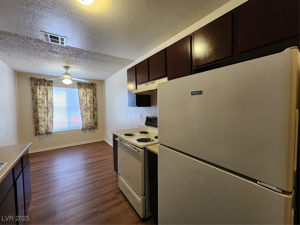 2773 Sidewinder Lane B Property Photo 5