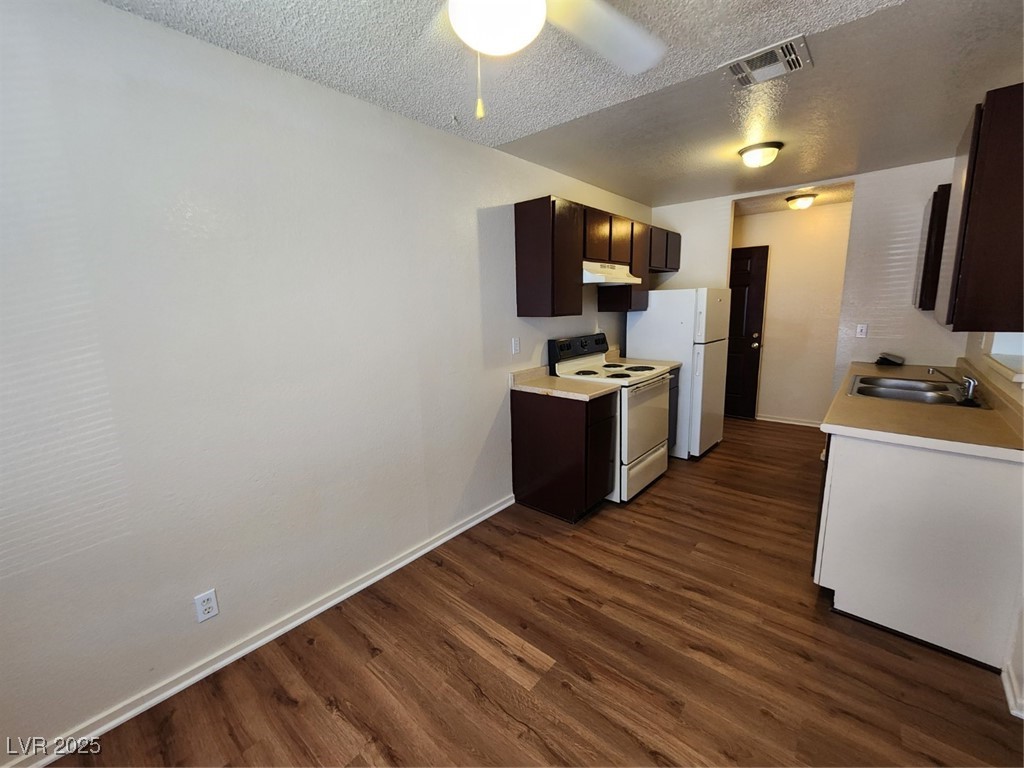 2773 Sidewinder Lane B Property Photo 8