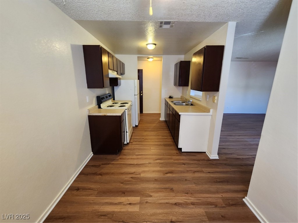 2773 Sidewinder Lane B Property Photo 9